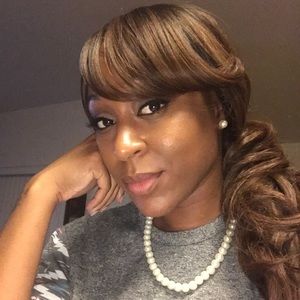 Meet your Posher, Darcella